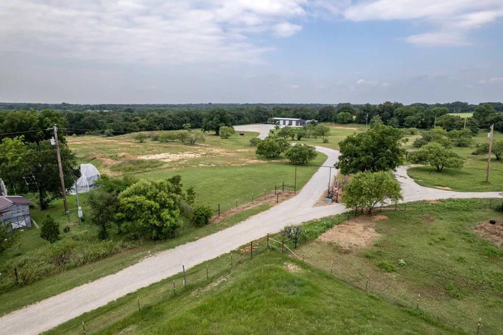 3105 HWY 2861 Comanche, TX 76442