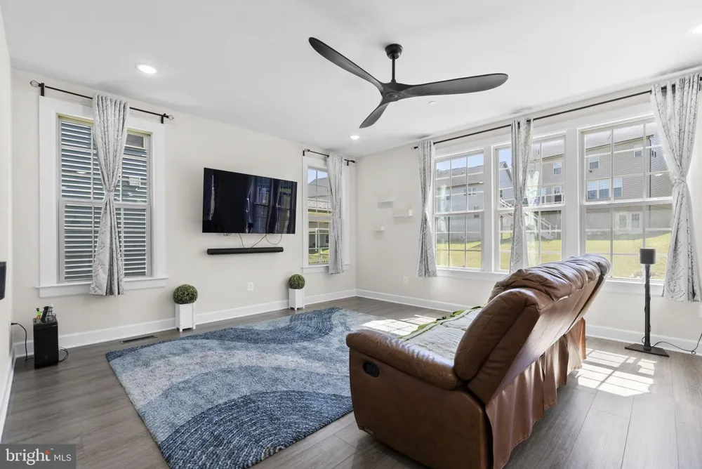 6247 WALLEYE PL New Market, MD 21774
