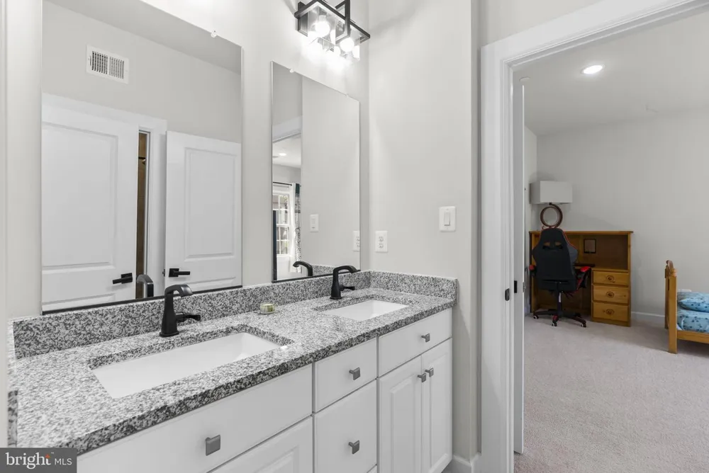 6247 WALLEYE PL New Market, MD 21774