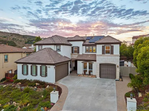 985 Tucana Dr.