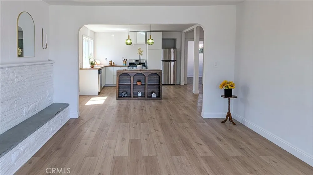 2531 Sale Place Huntington Park, CA 90255