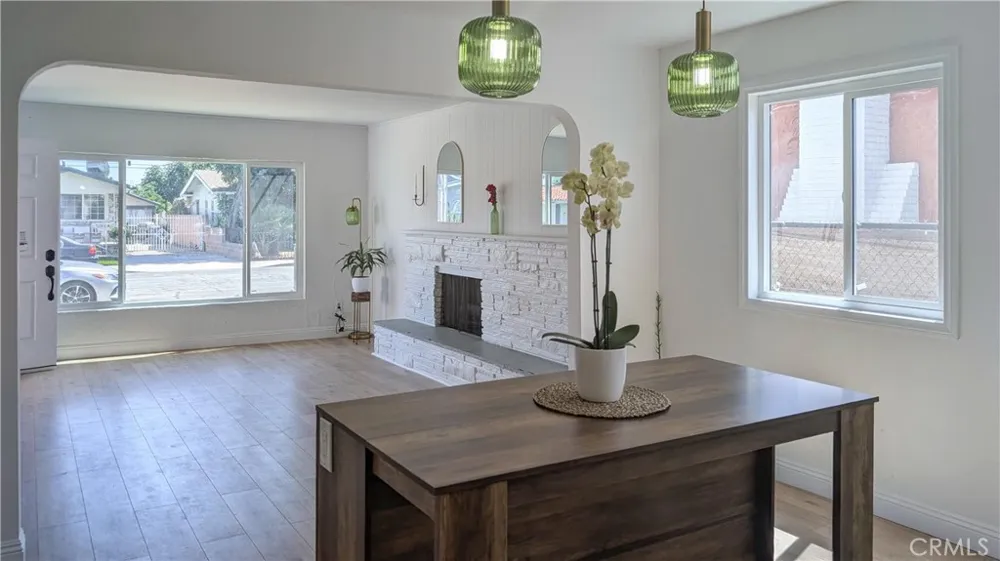 2531 Sale Place Huntington Park, CA 90255