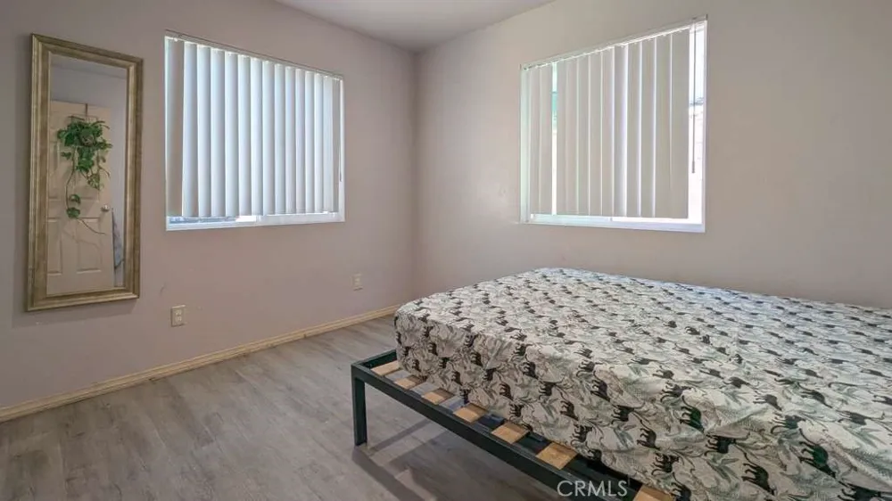 2531 Sale Place Huntington Park, CA 90255