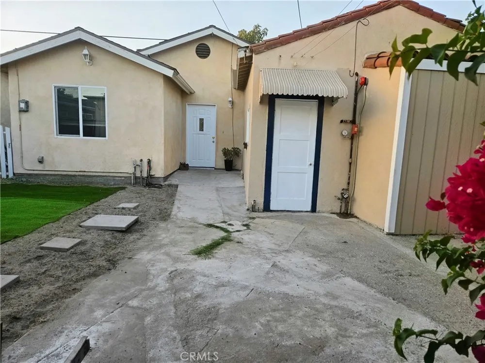 2531 Sale Place Huntington Park, CA 90255
