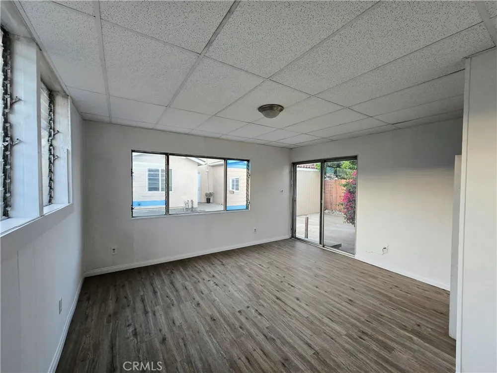 2531 Sale Place Huntington Park, CA 90255