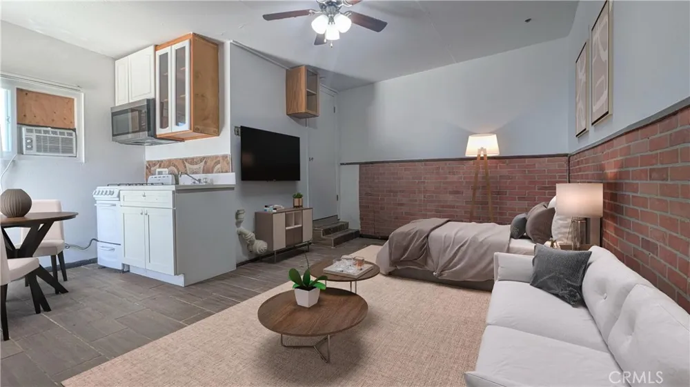 2531 Sale Place Huntington Park, CA 90255