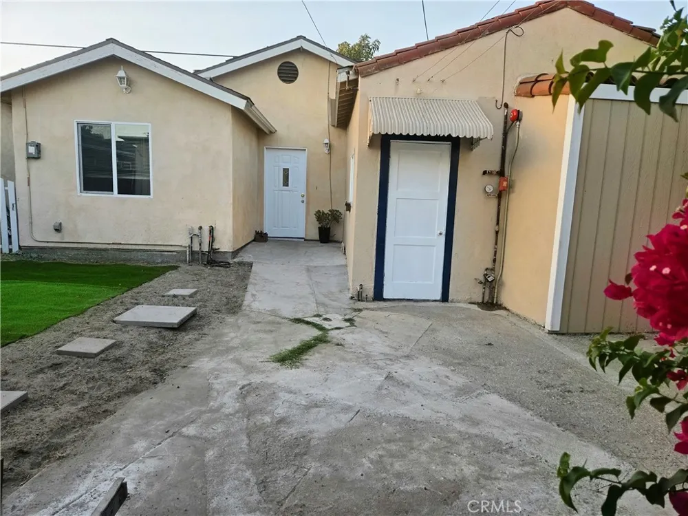 2531 Sale Place Huntington Park, CA 90255