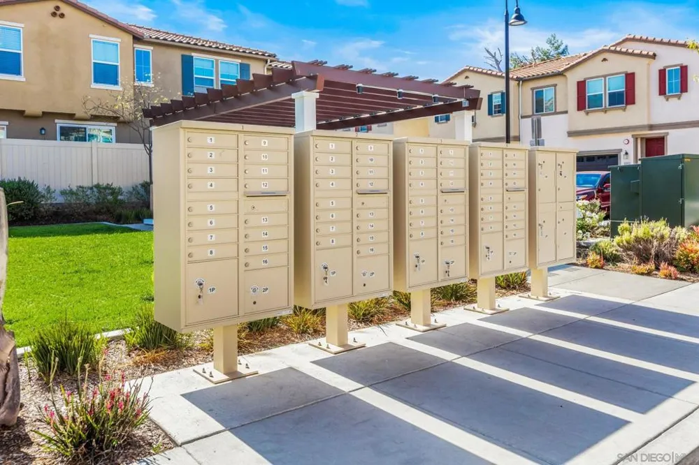 505 Pinedale Vista, CA 92081