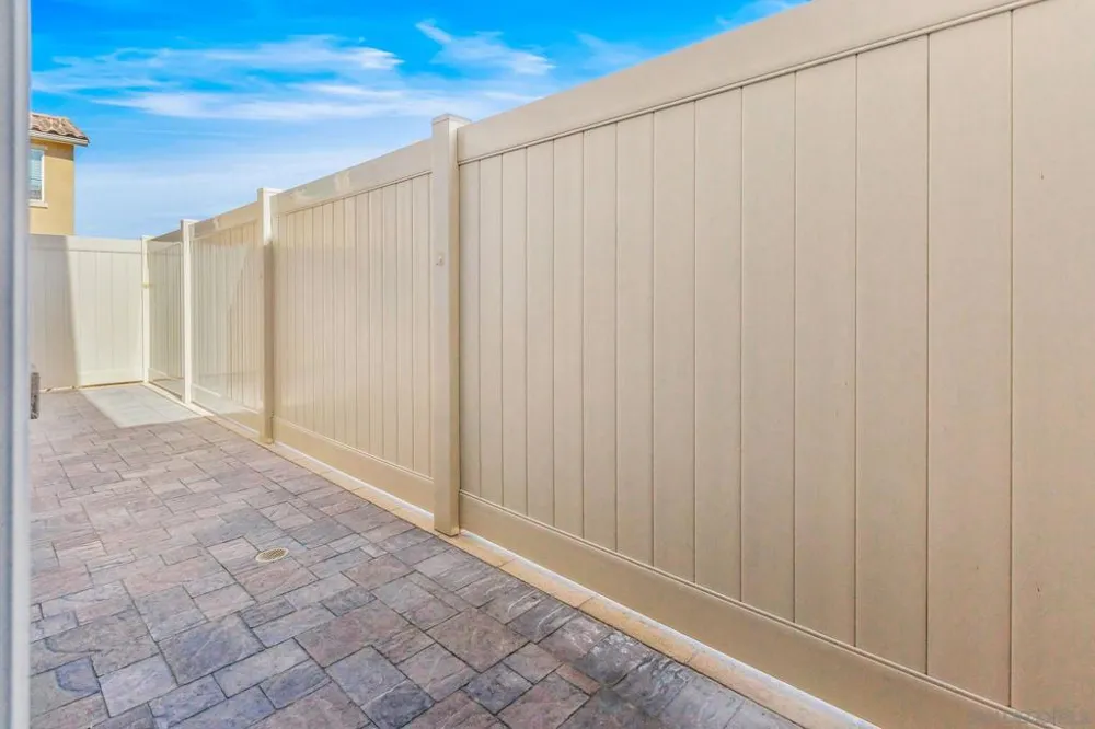 505 Pinedale Vista, CA 92081