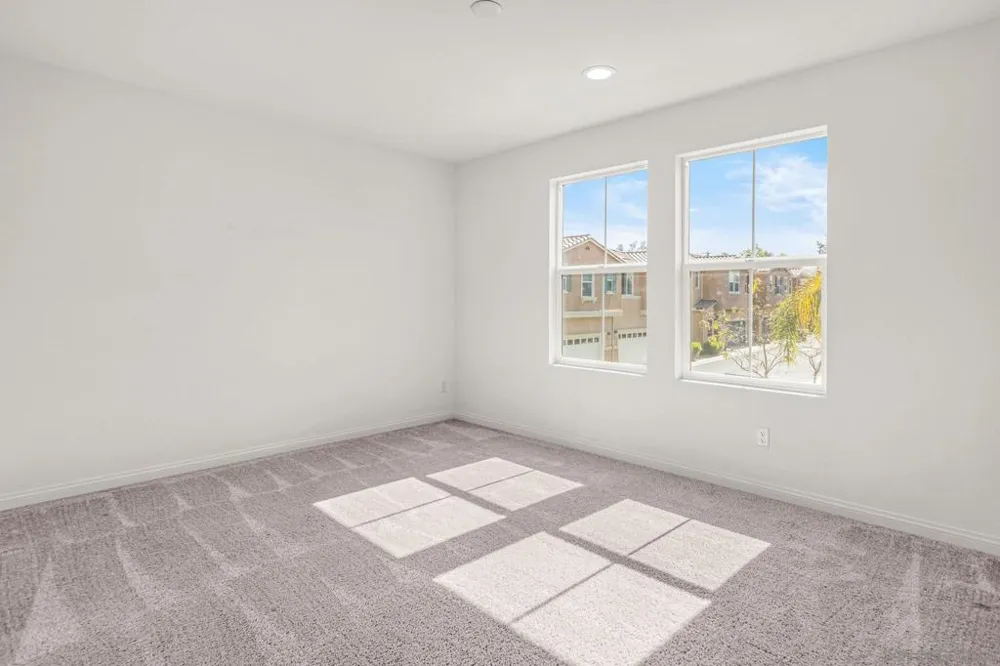 505 Pinedale Vista, CA 92081