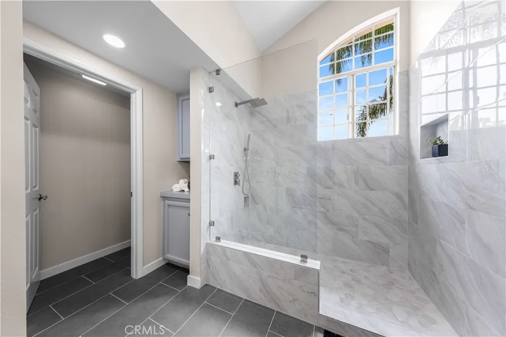 2537 Orange Avenue #D Costa Mesa, CA 92627
