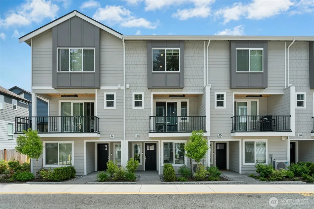 13730 Manor Way #J6 Lynnwood, WA 98087