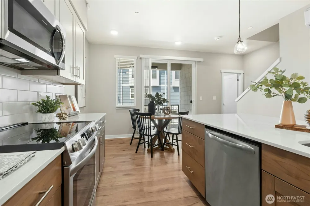 13730 Manor Way #J6 Lynnwood, WA 98087