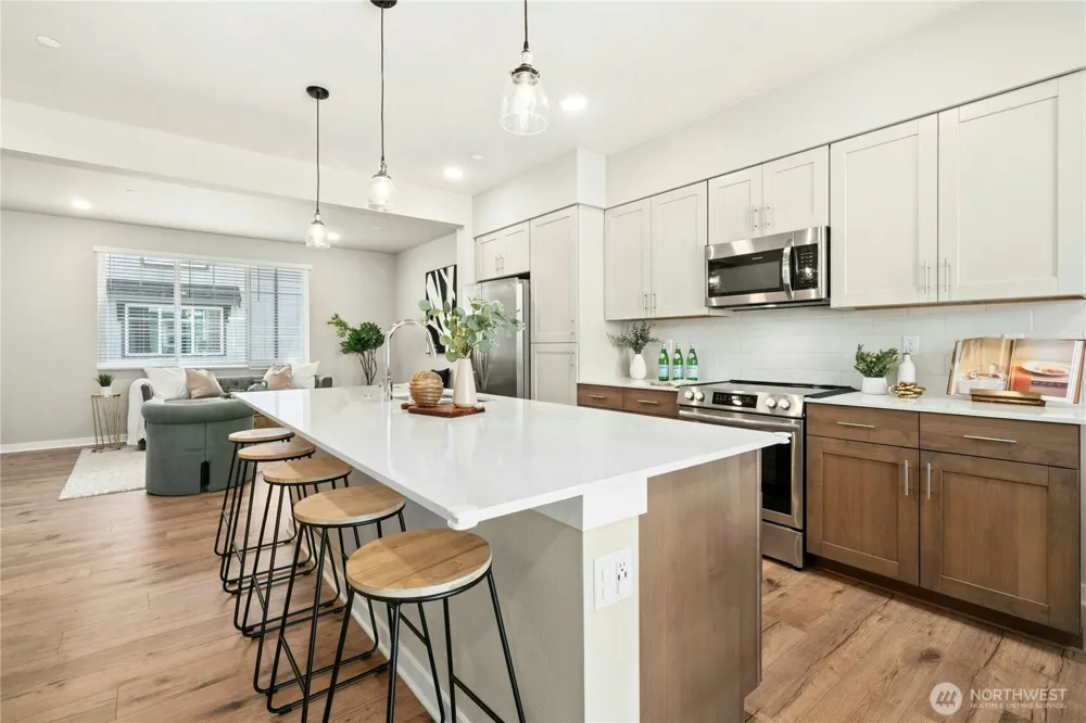 13730 Manor Way #J6 Lynnwood, WA 98087