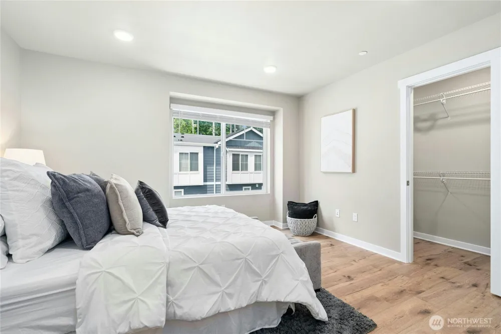13730 Manor Way #J6 Lynnwood, WA 98087