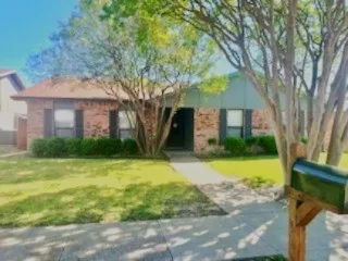 2004 White Ash Road Carrollton, TX 75007