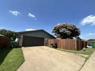 2004 White Ash Road Carrollton, TX 75007
