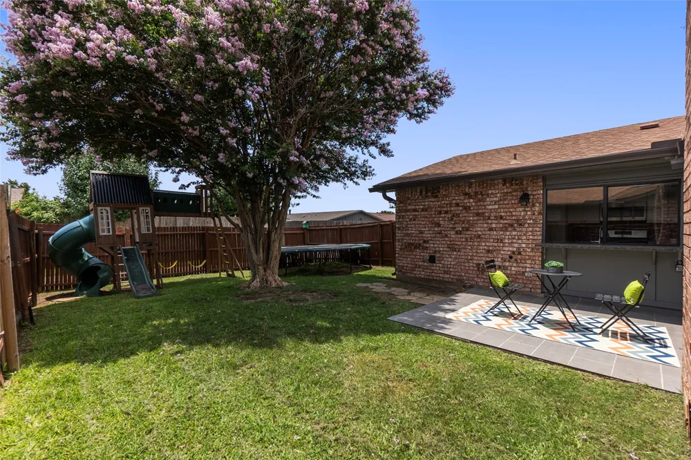 2004 White Ash Road Carrollton, TX 75007