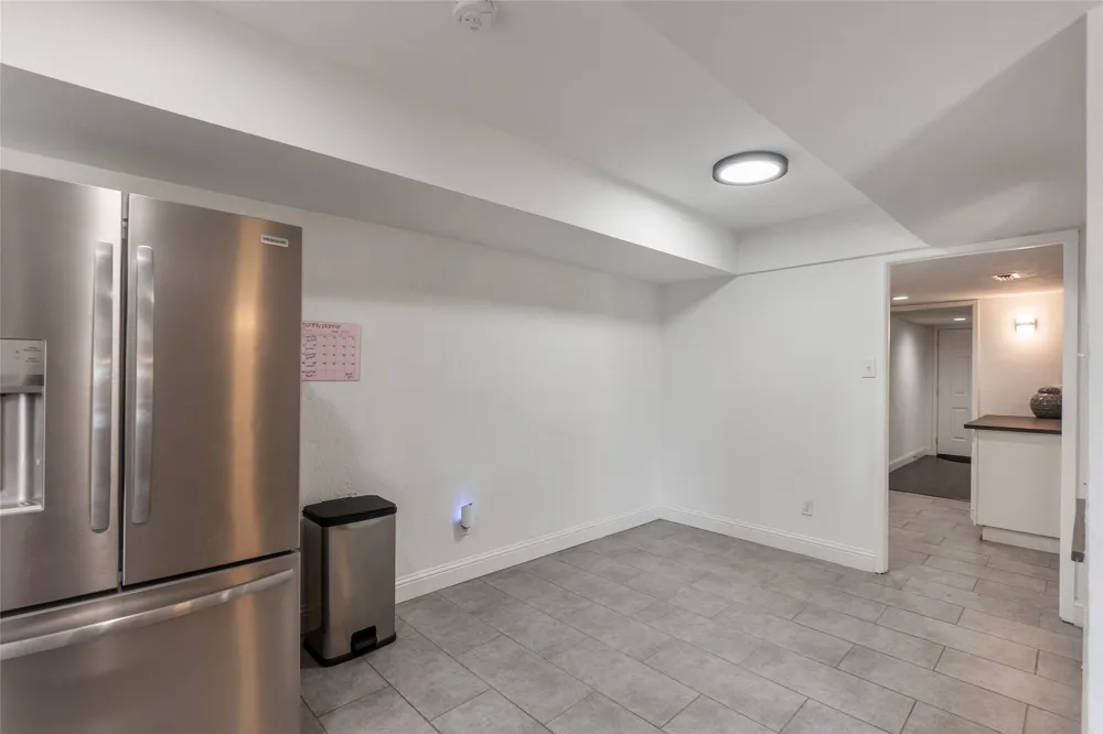 2004 White Ash Road Carrollton, TX 75007