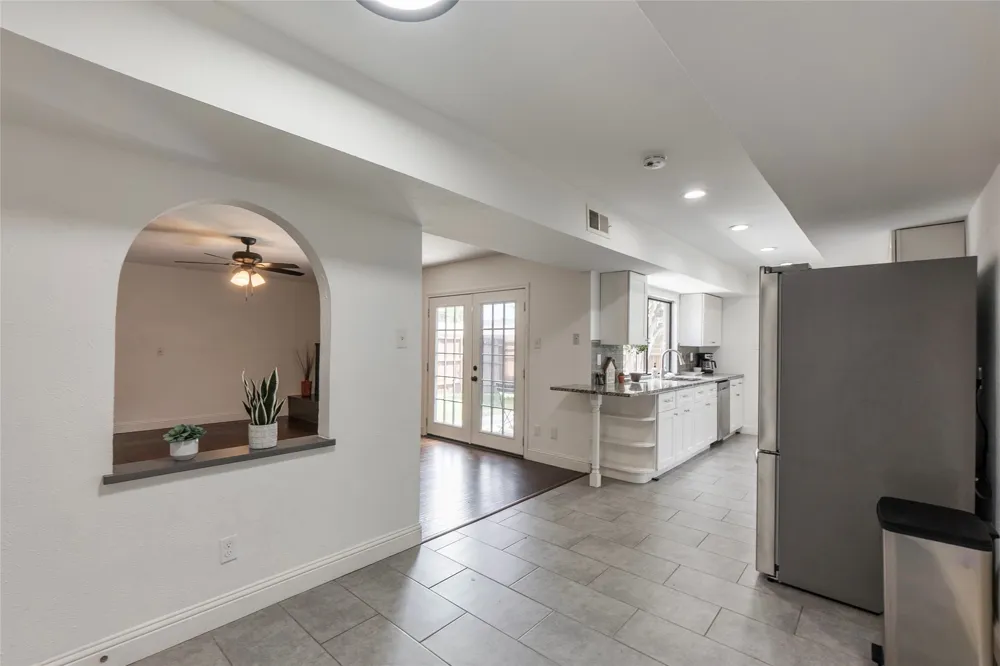 2004 White Ash Road Carrollton, TX 75007