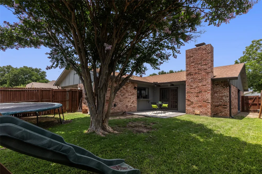 2004 White Ash Road Carrollton, TX 75007