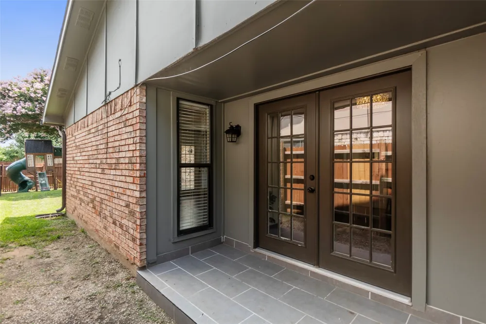 2004 White Ash Road Carrollton, TX 75007
