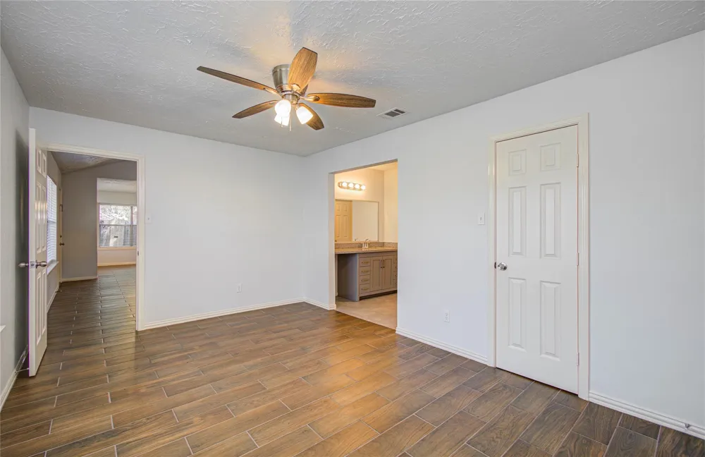 2702 Fir Crest Court Stafford, TX 77477