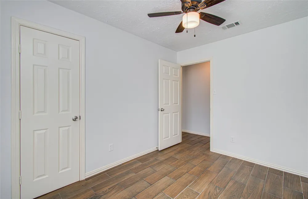 2702 Fir Crest Court Stafford, TX 77477