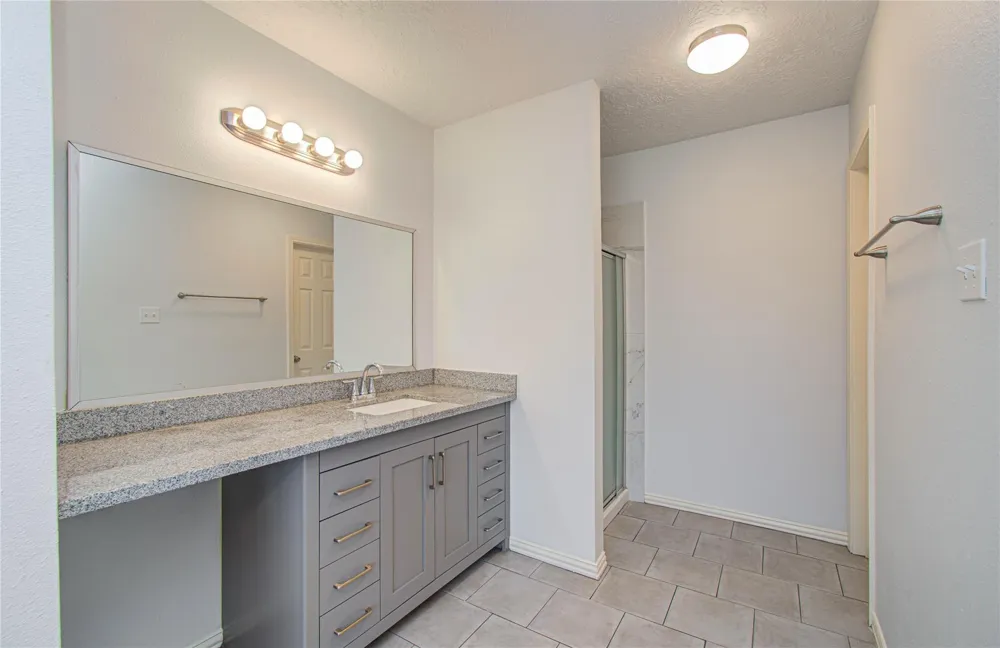 2702 Fir Crest Court Stafford, TX 77477