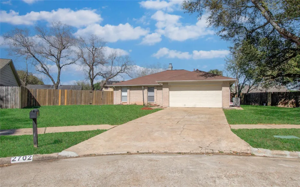 2702 Fir Crest Court Stafford, TX 77477