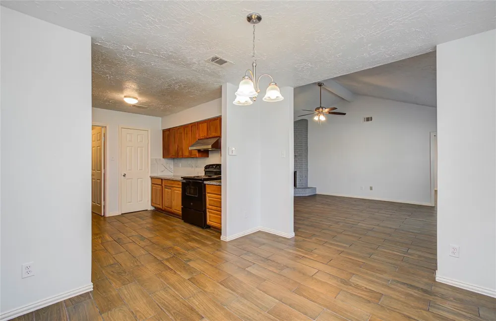 2702 Fir Crest Court Stafford, TX 77477