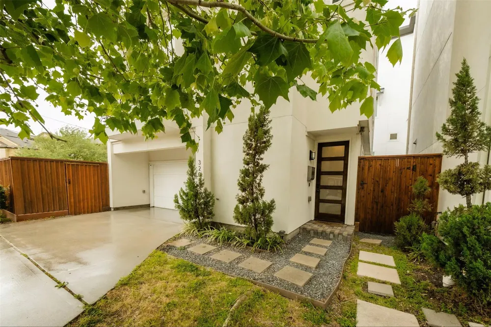 3203 Baron Street Houston, TX 77020