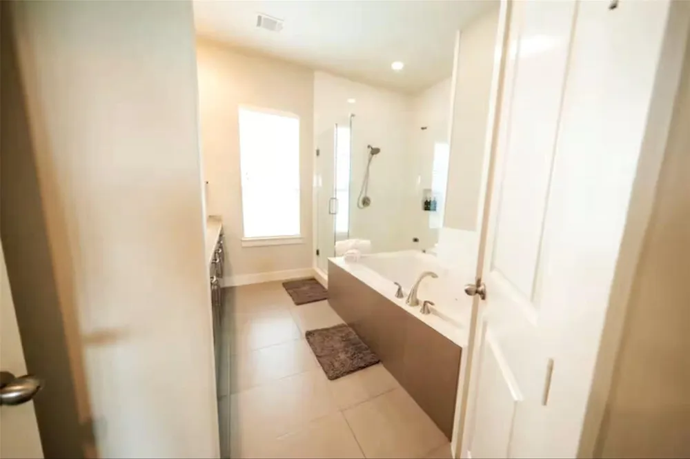 3203 Baron Street Houston, TX 77020