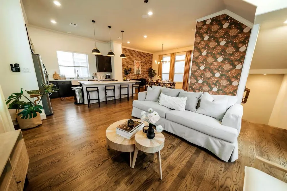 3203 Baron Street Houston, TX 77020
