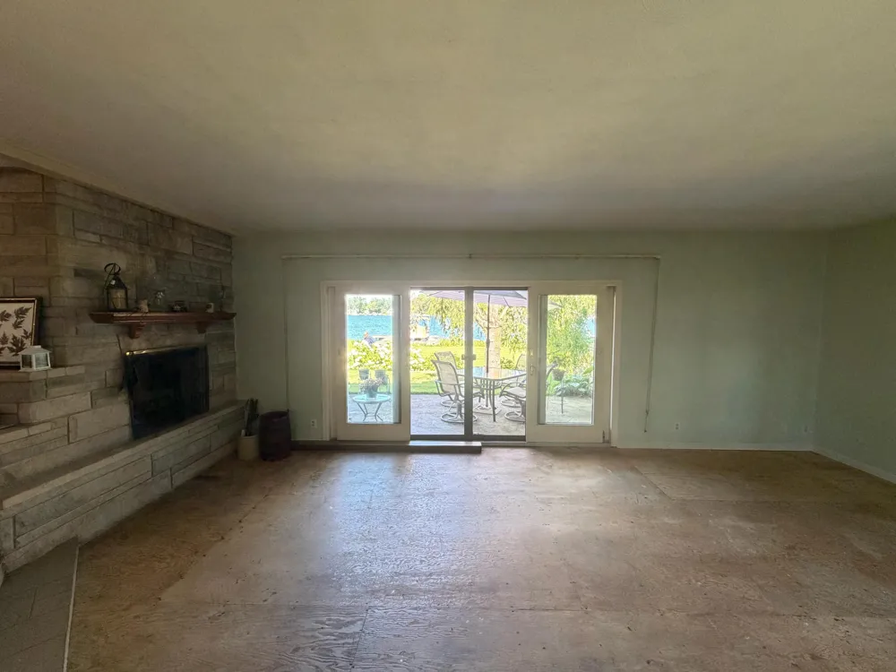 55895 Inn-D-Inn Drive Dowagiac, MI 49047