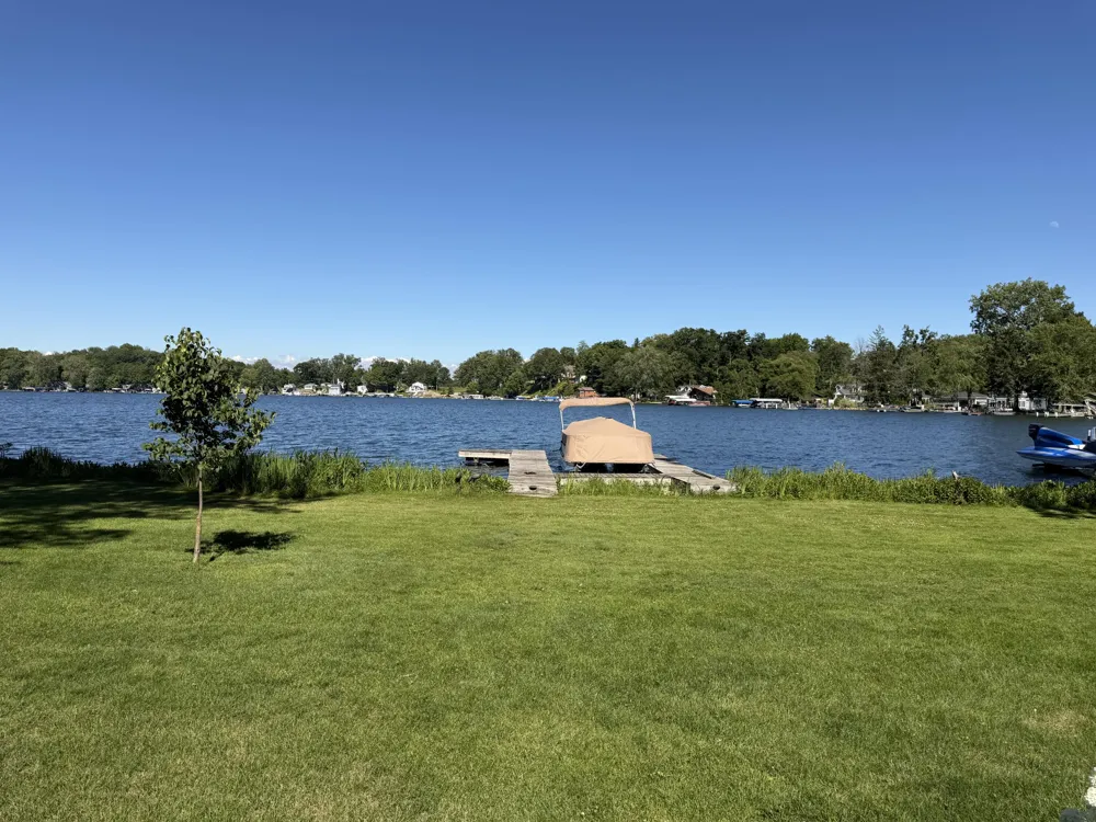 55895 Inn-D-Inn Drive Dowagiac, MI 49047