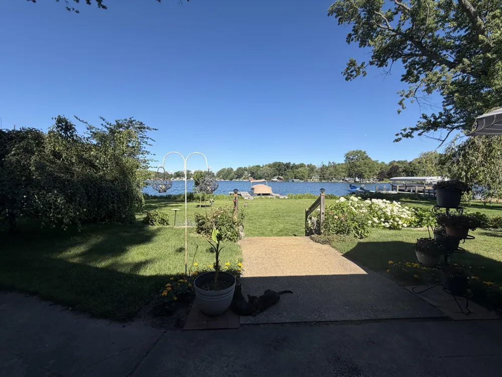 55895 Inn-D-Inn Drive Dowagiac, MI 49047