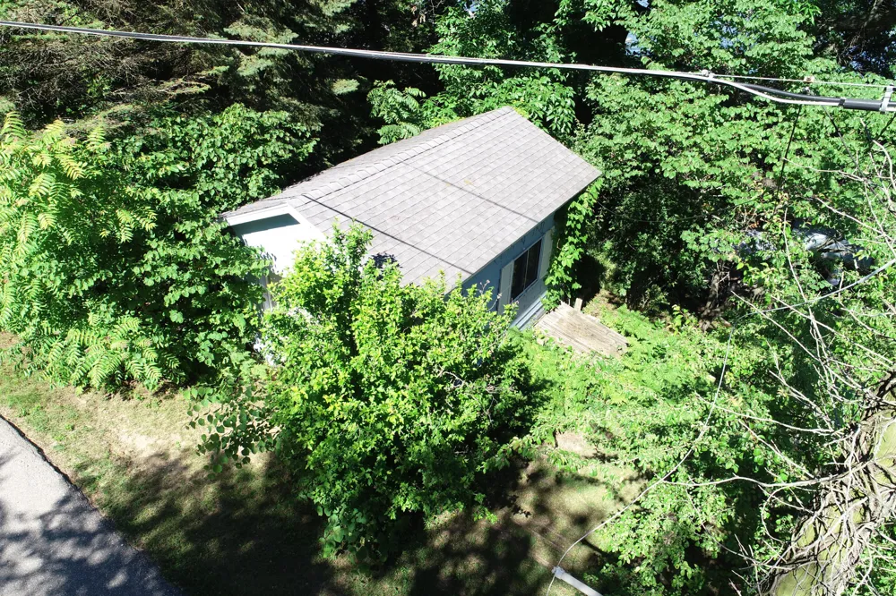55895 Inn-D-Inn Drive Dowagiac, MI 49047