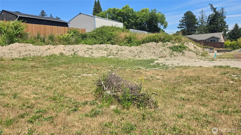416 Comet Street Milton, WA 98354