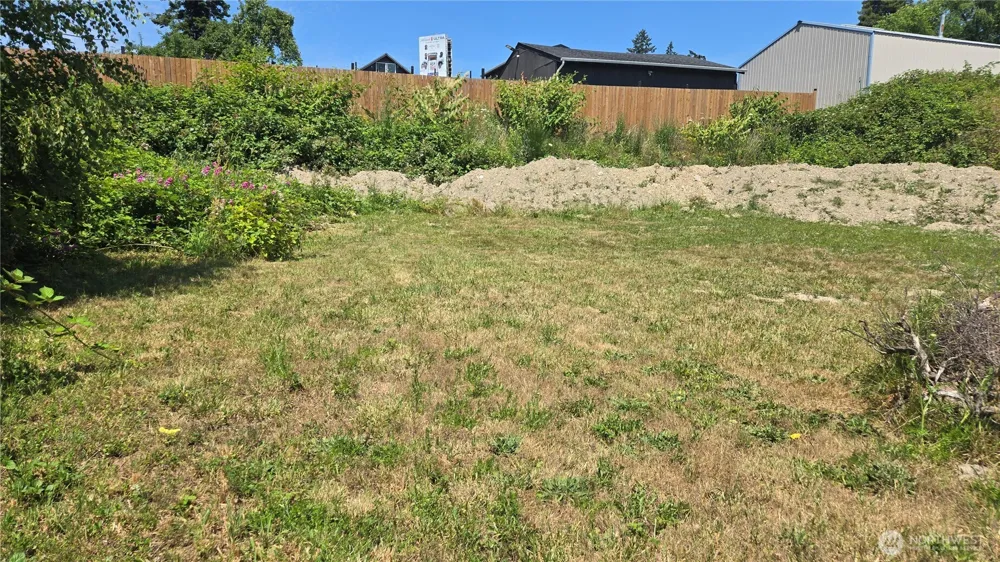 416 Comet Street Milton, WA 98354