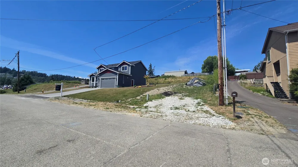 416 Comet Street Milton, WA 98354