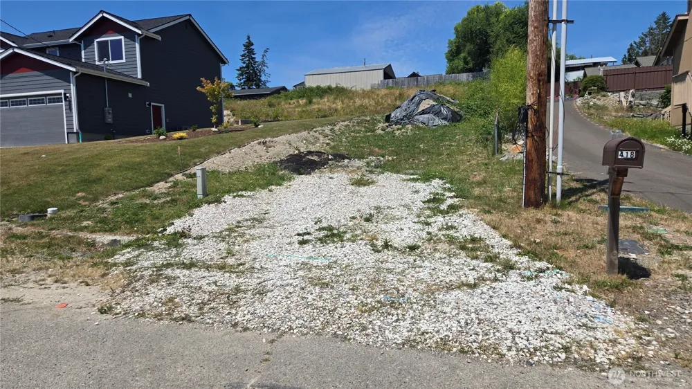 416 Comet Street Milton, WA 98354