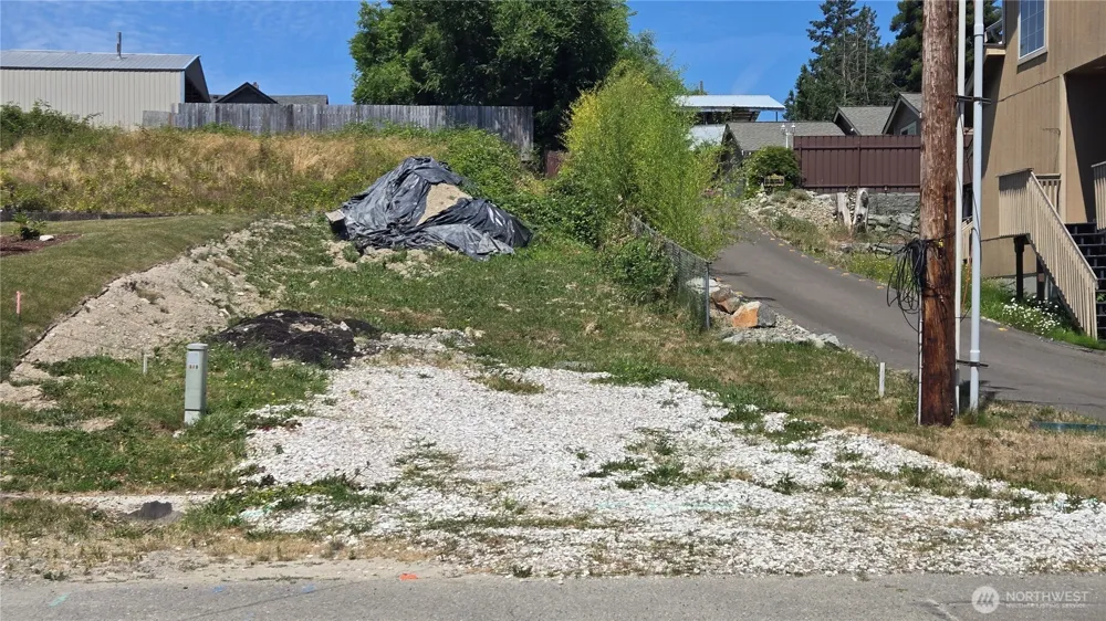416 Comet Street Milton, WA 98354