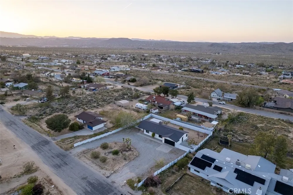 60468 Latham Trail Joshua Tree, CA 92252