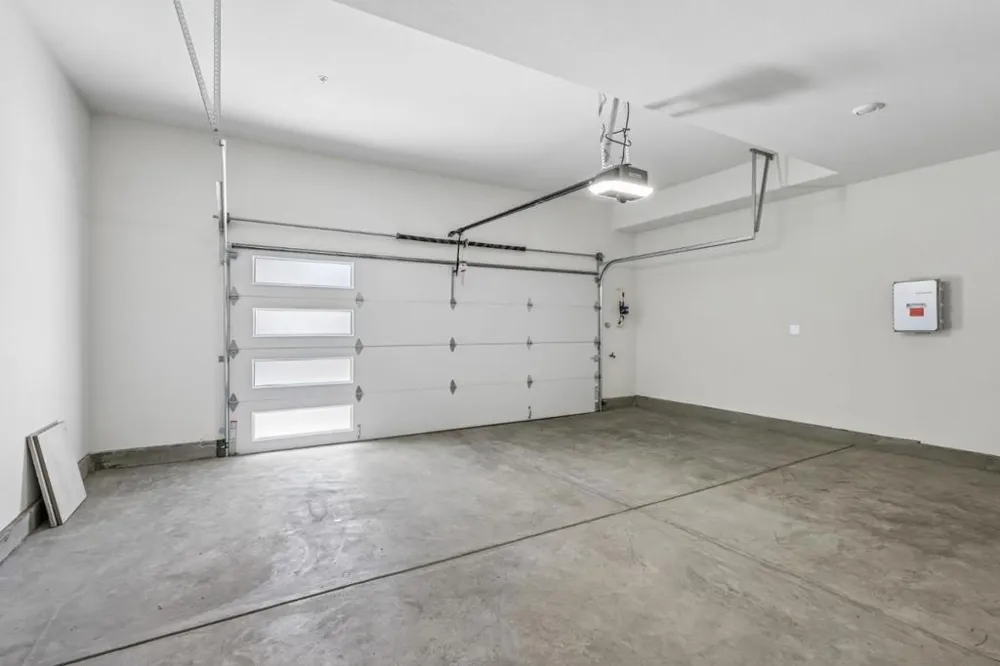 109 Koa Court Palo Alto, CA 94306