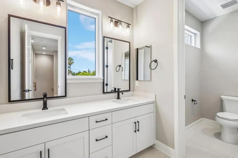 109 Koa Court Palo Alto, CA 94306
