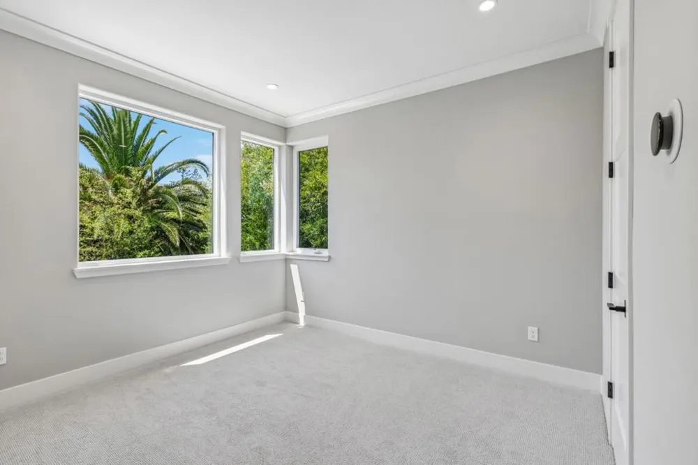 109 Koa Court Palo Alto, CA 94306