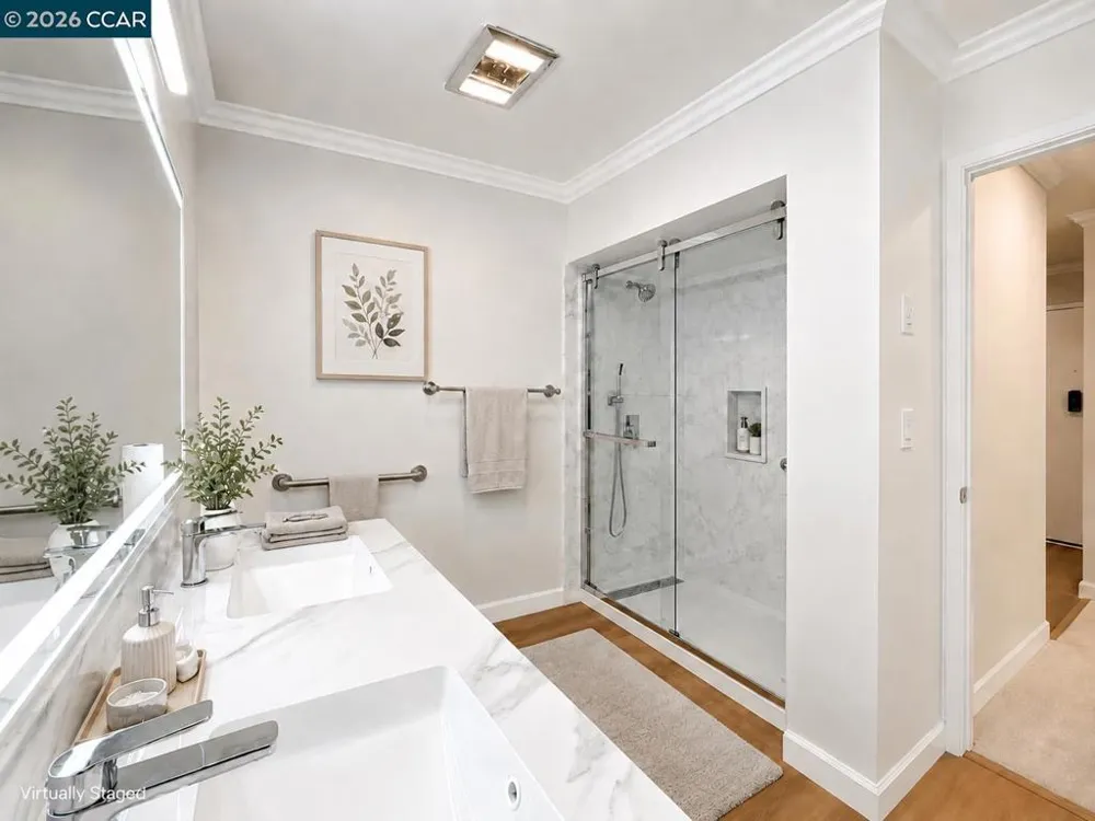 1208 Skycrest Drive #5 Walnut Creek, CA 94595