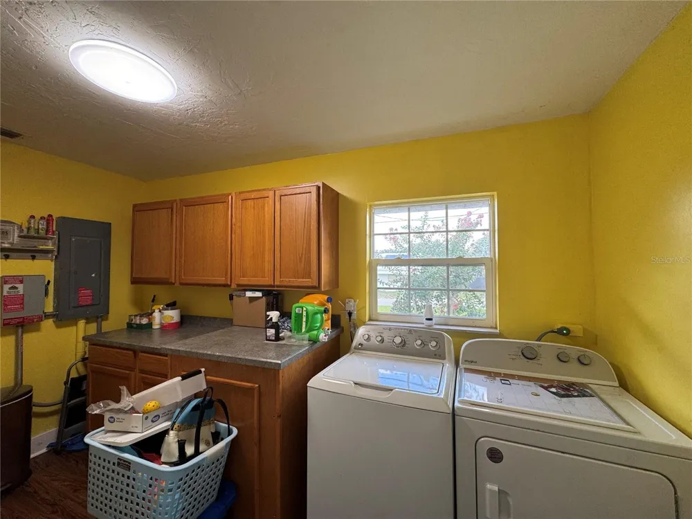 398 VIRGINIA STREET Frostproof, FL 33843