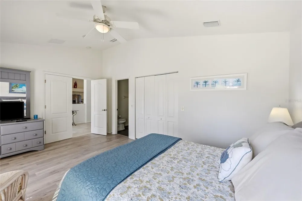 816 BOUNDARY BOULEVARD Rotonda West, FL 33947